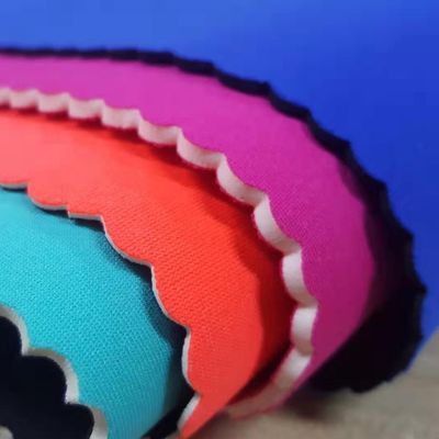 0.5mm Shore A Rubber Neoprene Spandex Tecido à prova d'água para tecido / saco, Ultra-fina, tecido elástico, à prova d'água e isolante térmico, tecido exterior