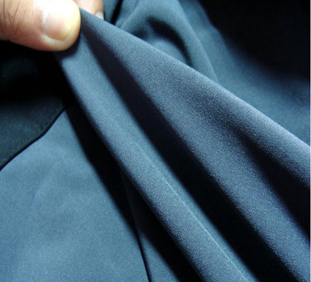 Folha de esponja de material de borracha Neoprene de SCR de dois lados 3 mm - 6 mm Espessura 10% 30% 50% SCR Preto Off branco bege