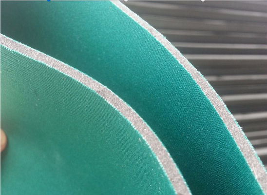Folha de esponja de material de borracha Neoprene de SCR de dois lados 3 mm - 6 mm Espessura 10% 30% 50% SCR Preto Off branco bege
