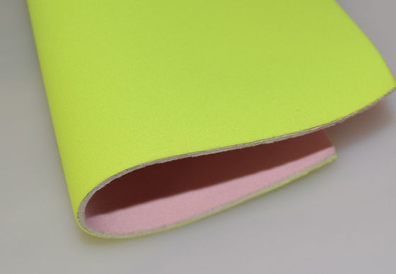 51&quot; X 80&quot; Neoprene Material Off Beige Branco SCR Folha de esponja de nylon Resistente à água